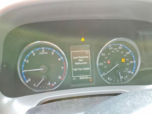 2017 TOYOTA RAV4 Ltd/SE Platinum