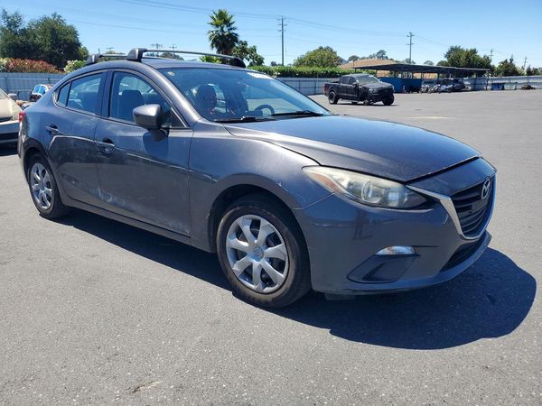 2016 MAZDA 3