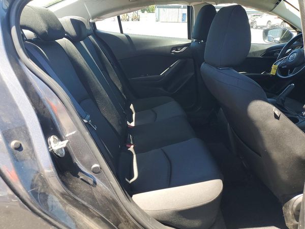 2016 MAZDA 3