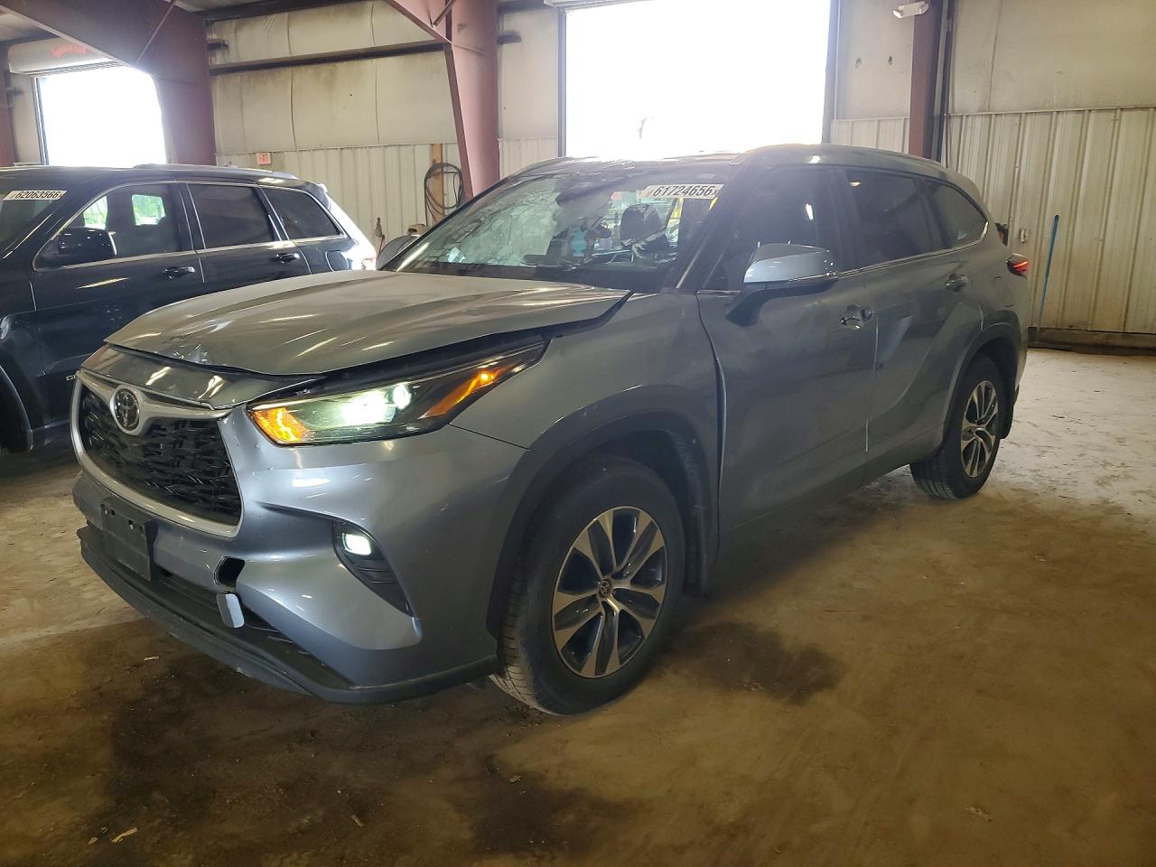 2023 TOYOTA HIGHLANDER