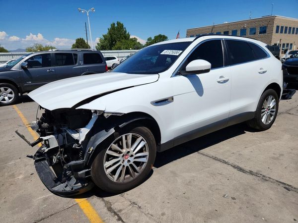 2017 JAGUAR F-PACE Prestige