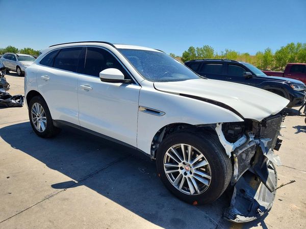2017 JAGUAR F-PACE Prestige