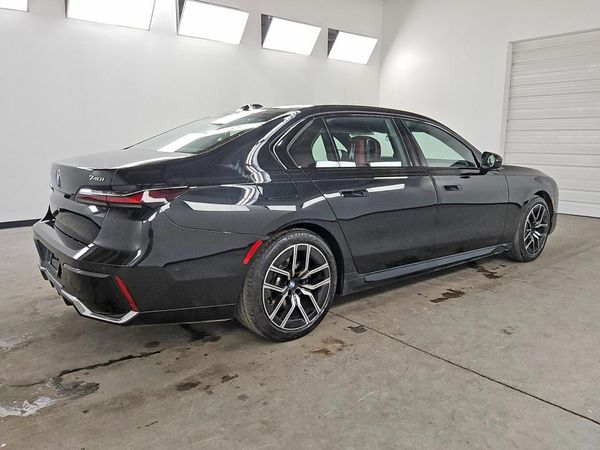 2026 BMW 740 xDrive