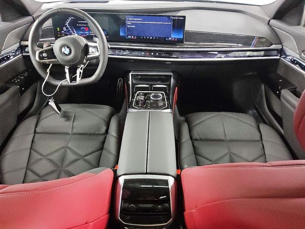 2026 BMW 740 xDrive