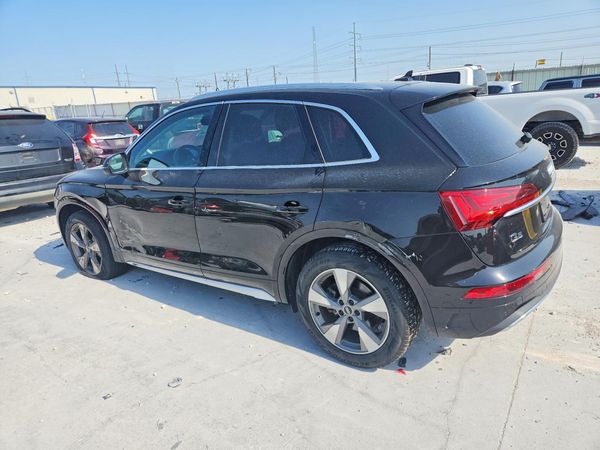 2022 AUDI Q5 quattro Premium Plus