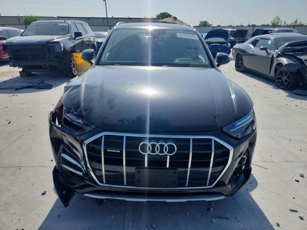 2022 AUDI Q5 quattro Premium Plus