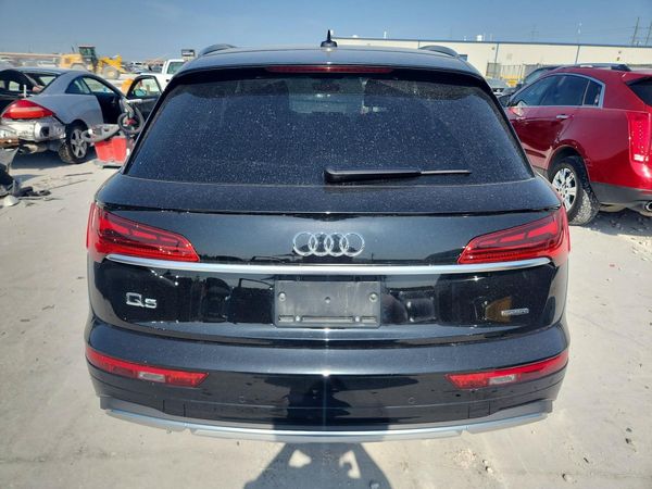 2022 AUDI Q5 quattro Premium Plus
