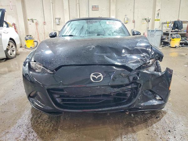 2018 MAZDA MX-5 MIATA Grand Touring (Hard Top)