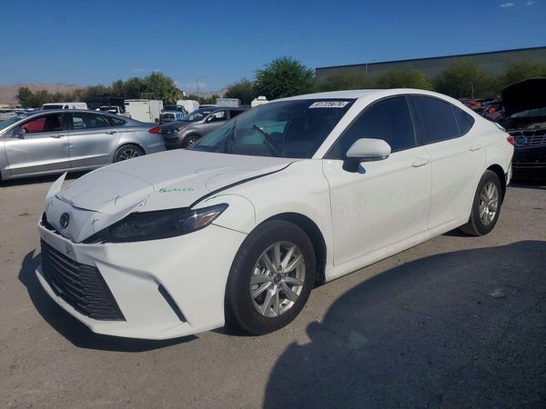 2026 TOYOTA CAMRY