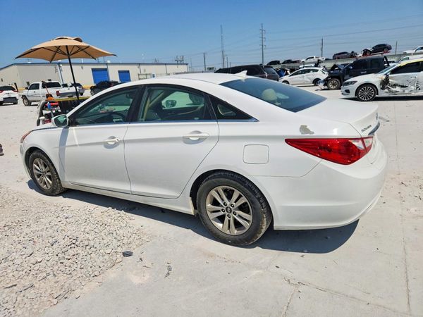 2013 HYUNDAI SONATA GLS/ GLS Popular