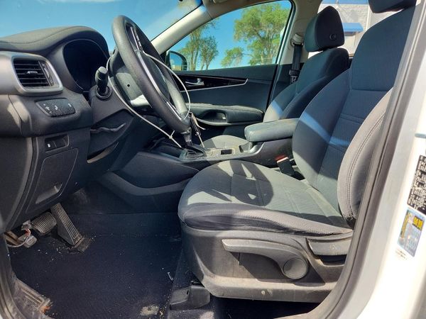 2019 KIA SORENTO L, LX, S