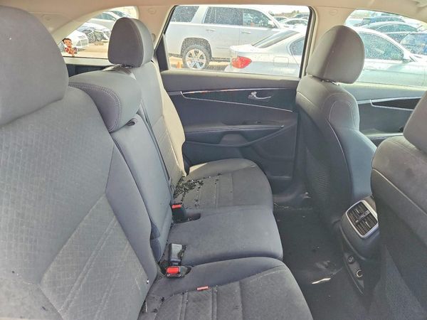 2019 KIA SORENTO L, LX, S