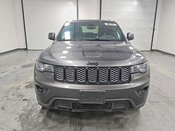 2019 JEEP GRAND CHEROKEE LAREDO 4X4