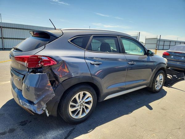 2017 HYUNDAI TUCSON