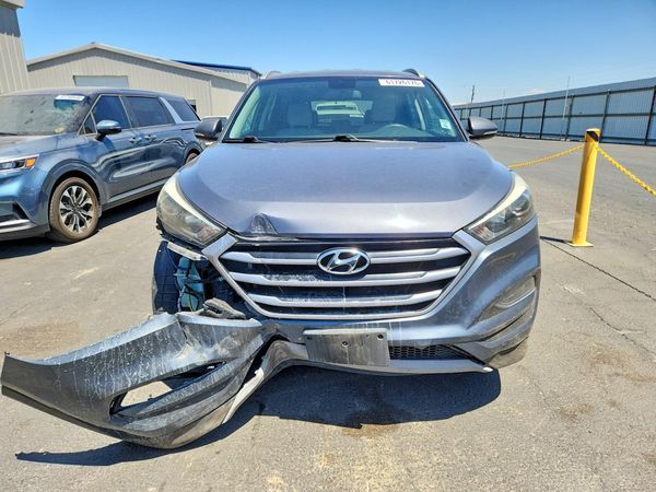 2017 HYUNDAI TUCSON