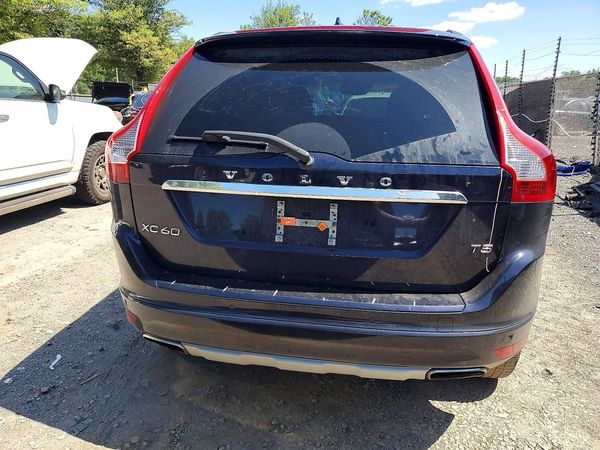 2016 VOLVO XC60