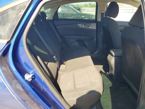 2021 KIA FORTE FE, LXS