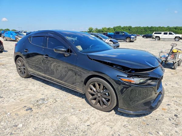 2024 MAZDA 3 Premium Plus Package