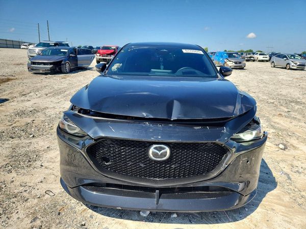 2024 MAZDA 3 Premium Plus Package
