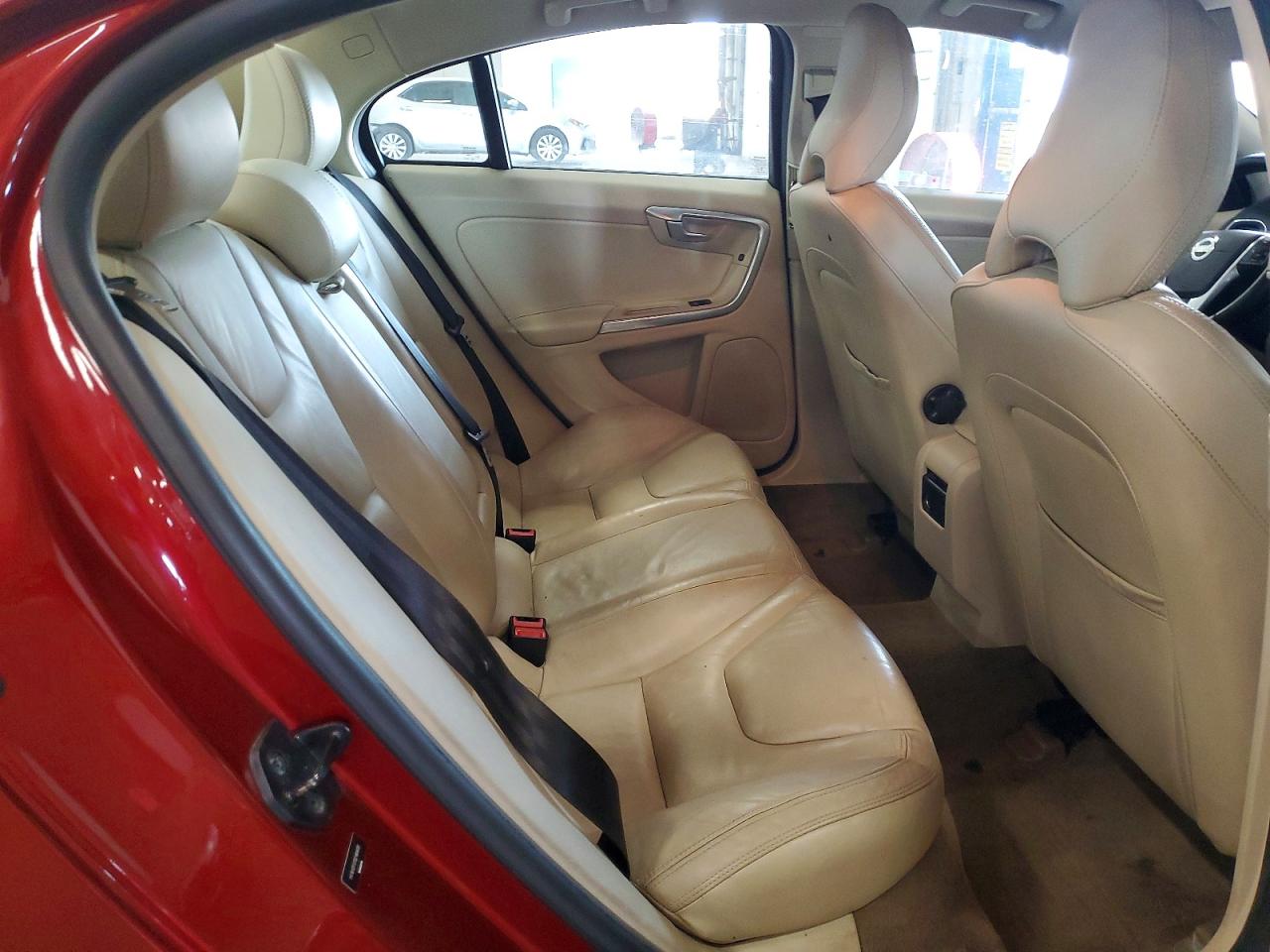 2013 VOLVO S60