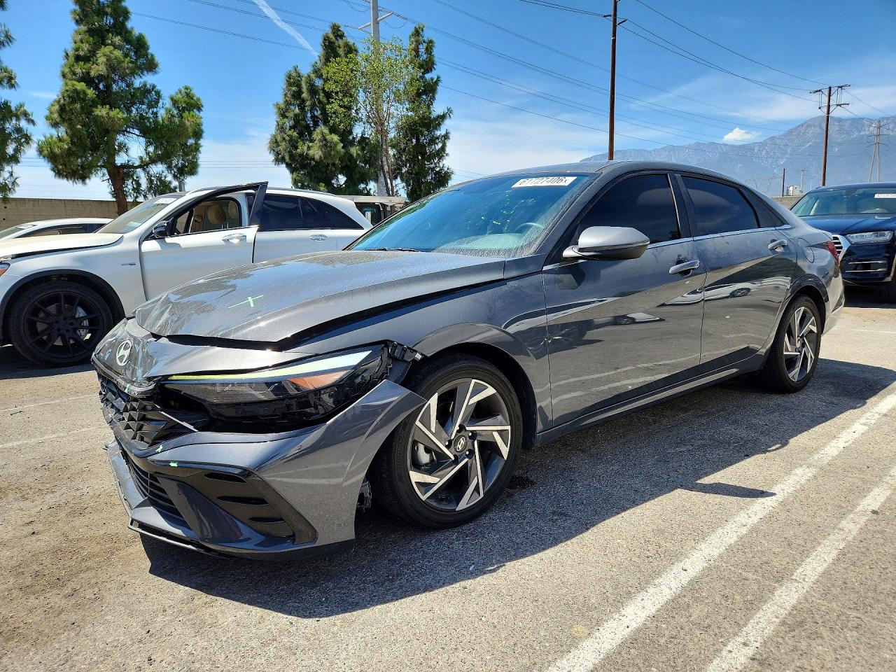 2024 HYUNDAI ELANTRA Limited
