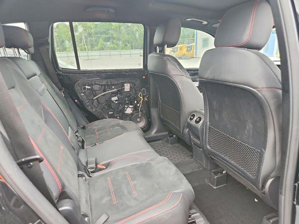 2025 MERCEDES-BENZ GLB AMG GLB35