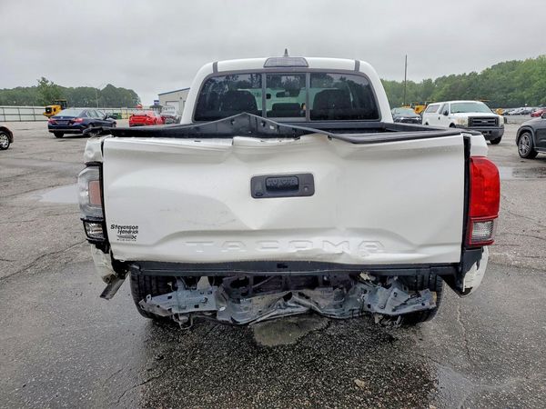 2019 TOYOTA TACOMA SR5