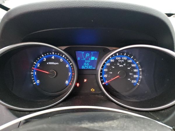 2015 HYUNDAI TUCSON