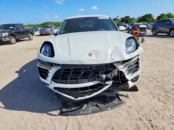 2018 PORSCHE MACAN Macan S