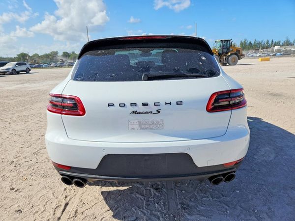 2018 PORSCHE MACAN Macan S