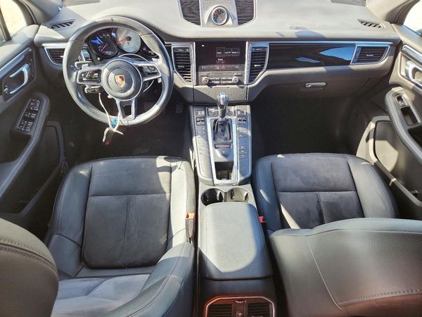 2018 PORSCHE MACAN Macan S