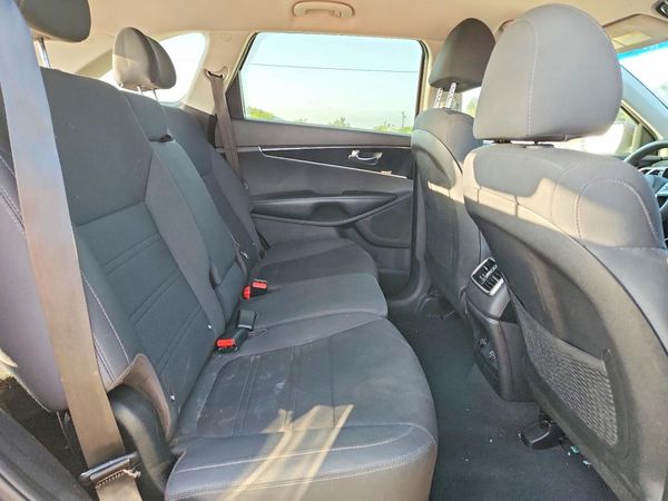 2019 KIA SORENTO L, LX, S