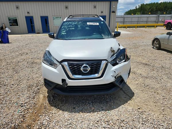 2019 NISSAN KICKS