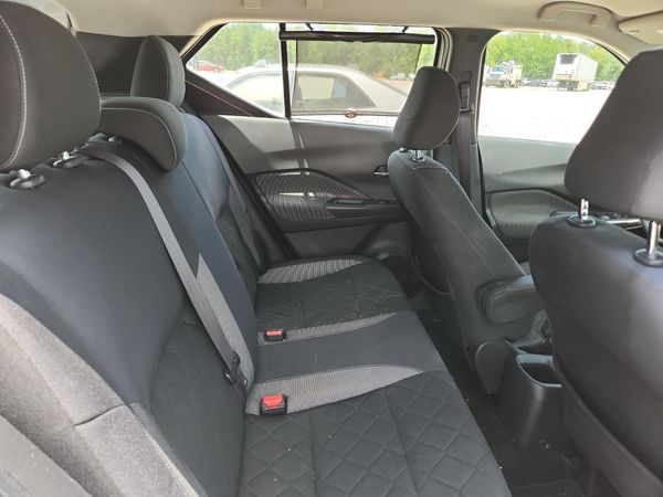 2019 NISSAN KICKS