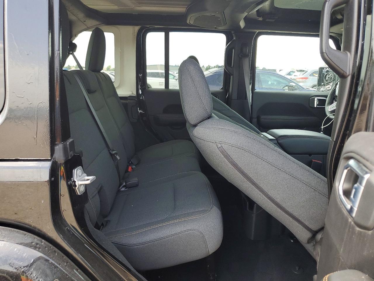 2026 JEEP WRANGLER 4-DOOR SAHARA