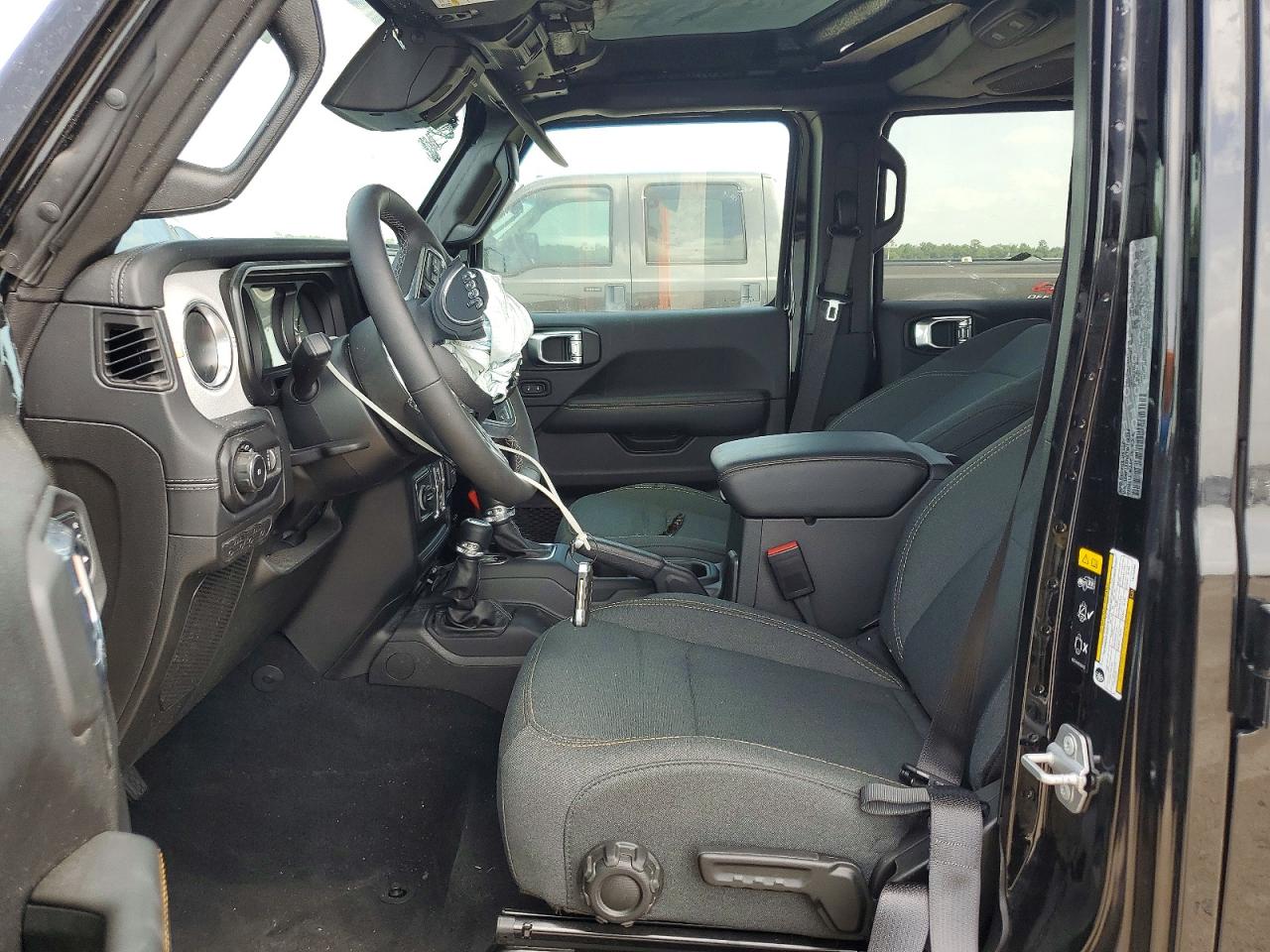 2026 JEEP WRANGLER 4-DOOR SAHARA
