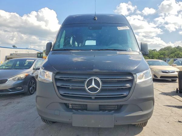 2024 MERCEDES-BENZ SPRINTER 907 (VS30)