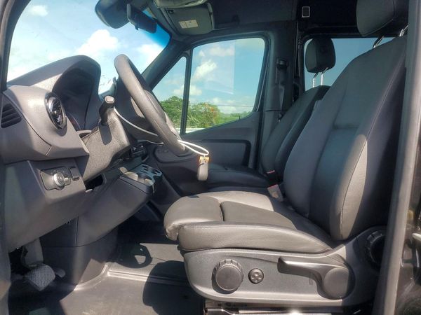 2024 MERCEDES-BENZ SPRINTER 907 (VS30)