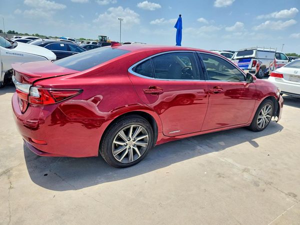2018 LEXUS ES