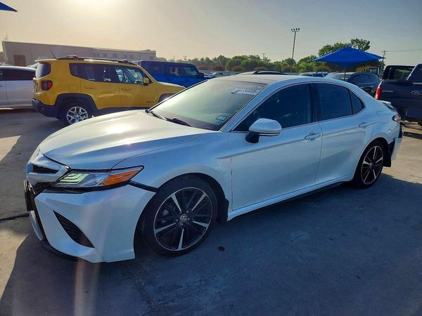 2020 TOYOTA CAMRY