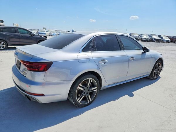 2018 AUDI A4