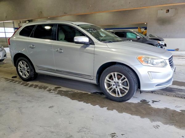 2015 VOLVO XC60 Premier (non R design)
