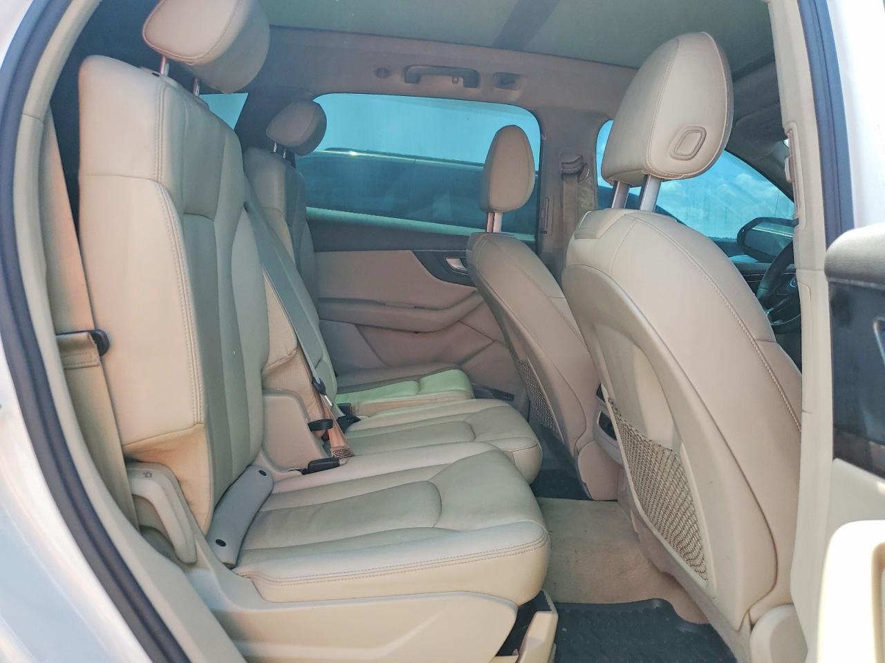 2018 AUDI Q7 quattro Premium Plus
