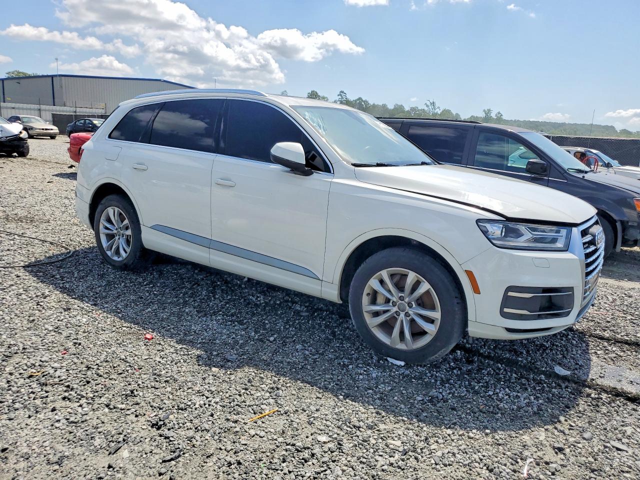 2018 AUDI Q7 quattro Premium Plus