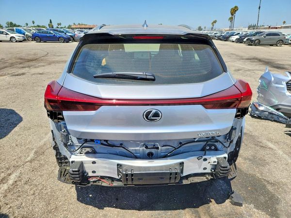 2026 LEXUS UX 300H