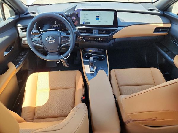 2026 LEXUS UX 300H