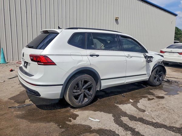 2024 VOLKSWAGEN TIGUAN SE R-Line Black — PSRA