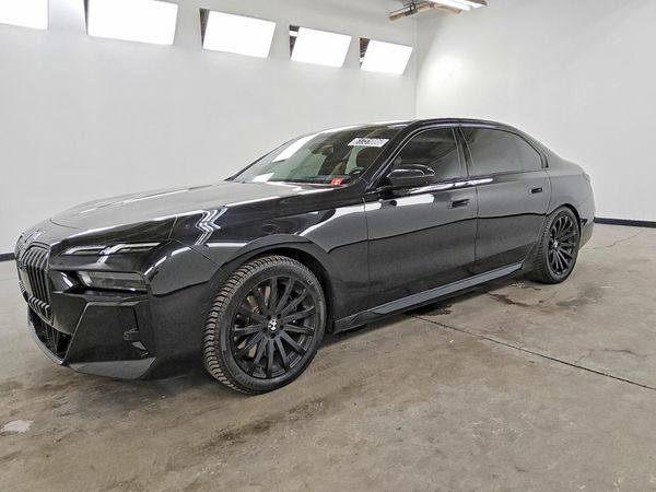 2023 BMW 760 xDrive