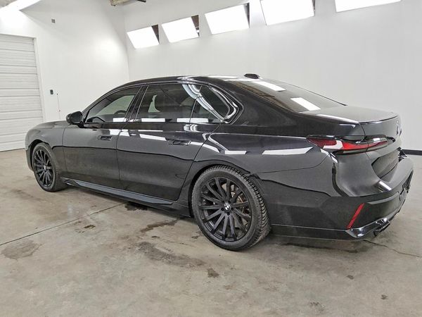 2023 BMW 760 xDrive