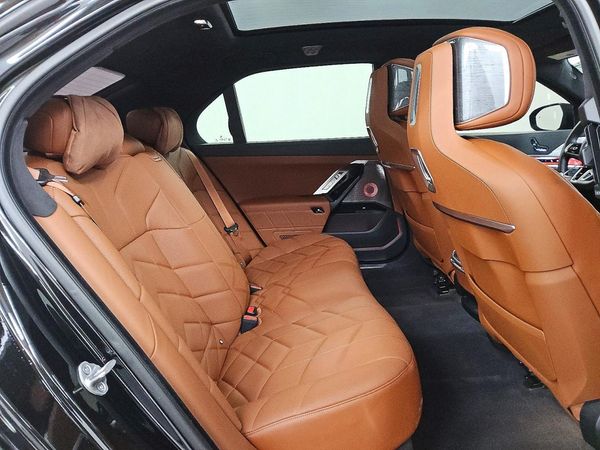 2023 BMW 760 xDrive